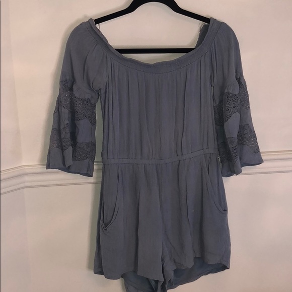 Off Shoulder light blue Guess romper - Picture 2 of 4
